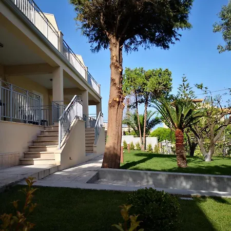 Fiorita ロッチェッラ・イオーニカ