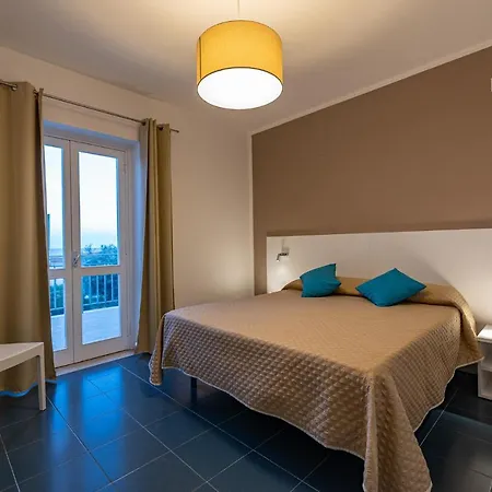 Fiorita 3* Роччелла-Ионика