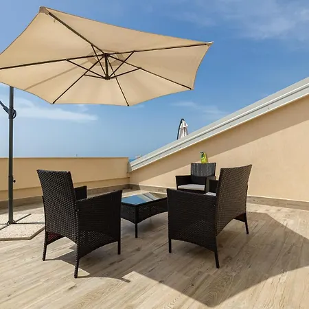 Fiorita Appart hôtel 3*
