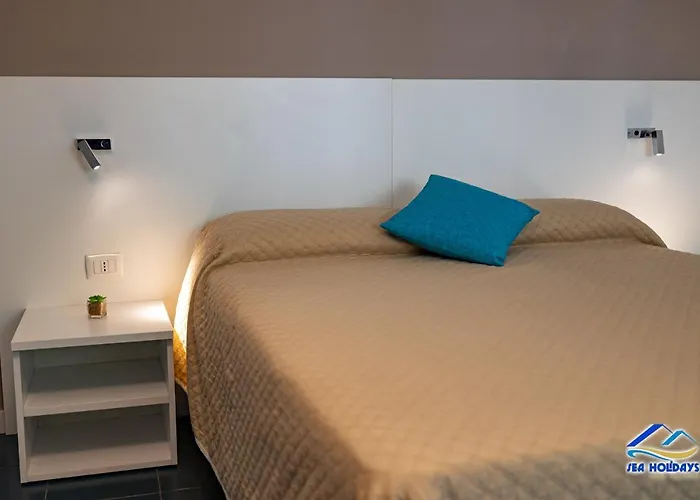 アパートホテル Fiorita