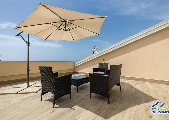 Fiorita アパートホテル 3*